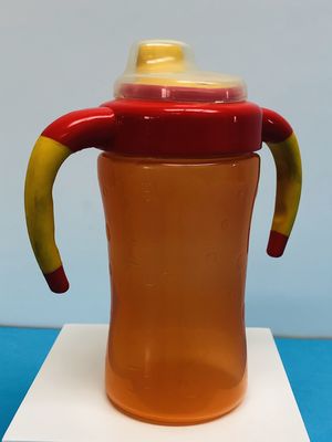BPA frei nicht 9-monatige 7 Unzen-Kinderbaby Sippy-Schale verschütten