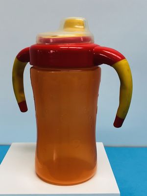 BPA frei nicht 9-monatige 7 Unzen-Kinderbaby Sippy-Schale verschütten