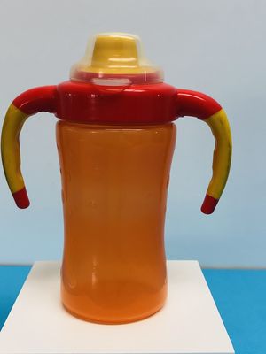 BPA frei nicht 9-monatige 7 Unzen-Kinderbaby Sippy-Schale verschütten