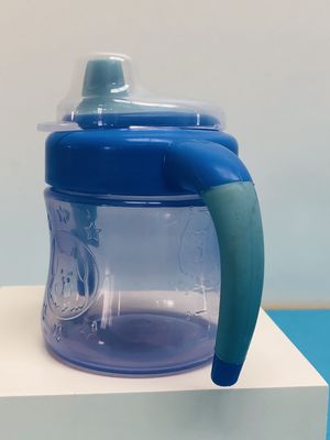 Freier 9-monatiger 6 Unzen-nicht Fleck BPA, der Sippy-Schale ausbildet
