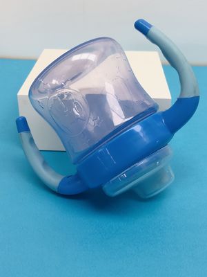 Freier 9-monatiger 6 Unzen-nicht Fleck BPA, der Sippy-Schale ausbildet