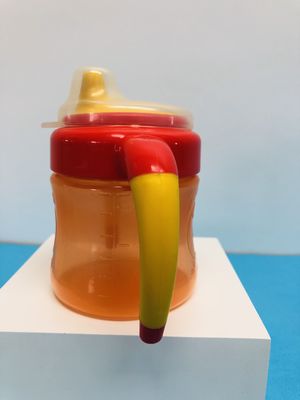 Verschütten Sie nicht 9-monatige das 6 Unzen-Baby Sippy-Schale 150ml pp.