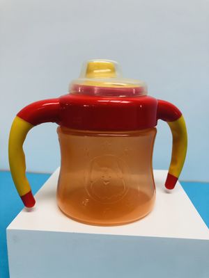 Verschütten Sie nicht 9-monatige das 6 Unzen-Baby Sippy-Schale 150ml pp.
