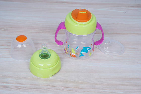 Verschütten Sie nicht 2 in 1 freier 6-monatiger das 6 Unzen-Baby Sippy-Schale BPA