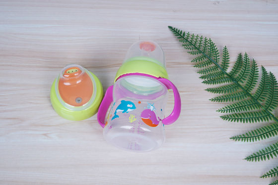 2 in 1 freier 6-monatiger 6 Unzen-Baby Sippy-Schale des Nippel-Sogbpa