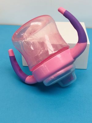 Verschütten Sie nicht doppelter Griff-6-monatige 6 Unzen-Mädchen Sippy-Schale