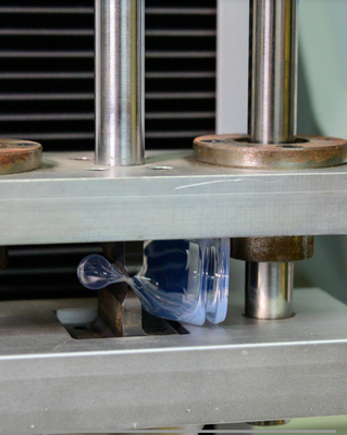 Runder / flacher Baby-Silicon-Fütterer mit individuellem Logo